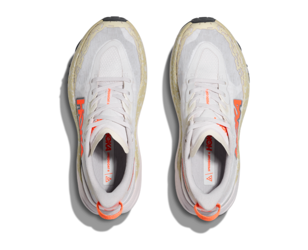 Hoka Speedgoat 6 Kadın Beyaz Koşu Ayakkabısı 1147811-WNG - Görsel 3
